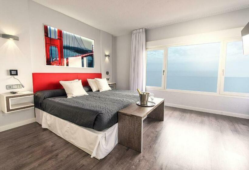 Люкс Executive Вид на Море, First Flatotel International