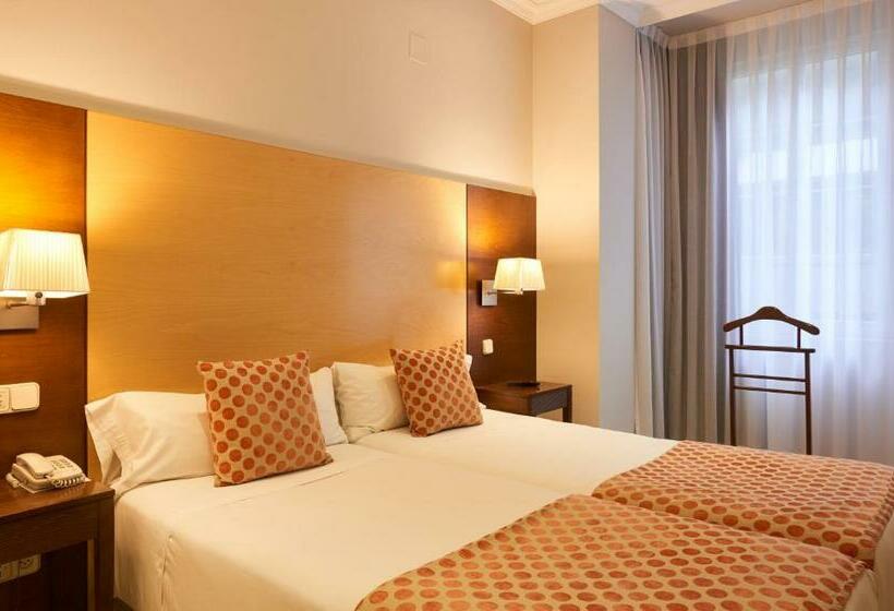 اتاق استاندارد سه نفره, Suites Barrio De Salamanca