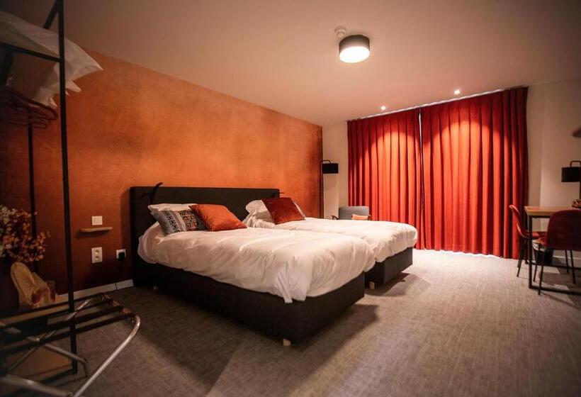 Номер Стандарт, B&b Elementum