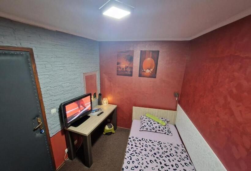اتاق استاندارد یک نفره, Rooms Vedran