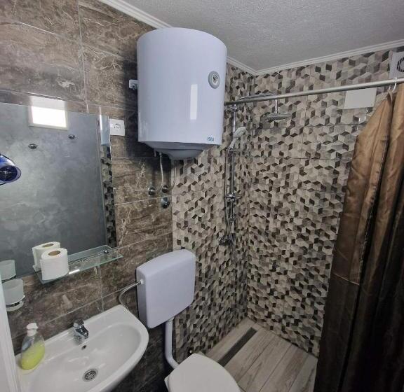 اتاق استاندارد, Rooms Vedran