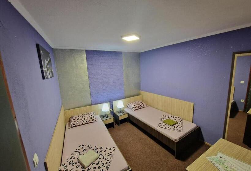 اتاق استاندارد, Rooms Vedran