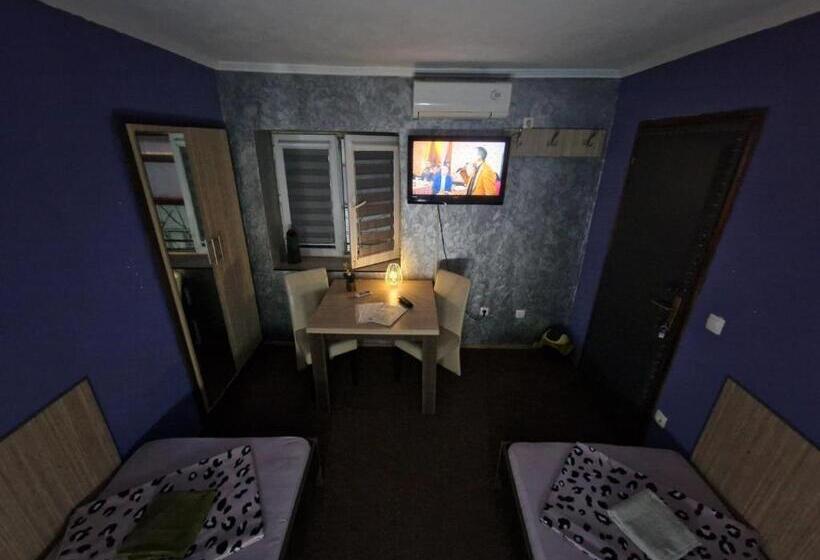 اتاق استاندارد, Rooms Vedran