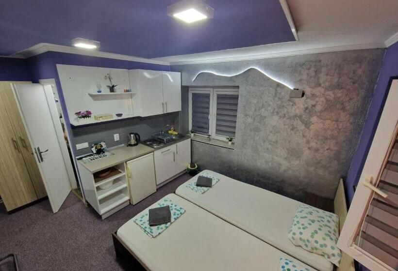 استودیوی استاندارد, Rooms Vedran