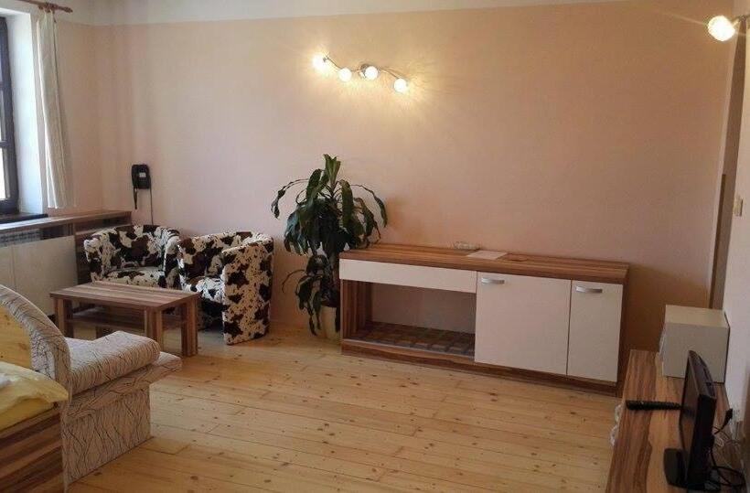 Четырехместный Номер Стандарт, N