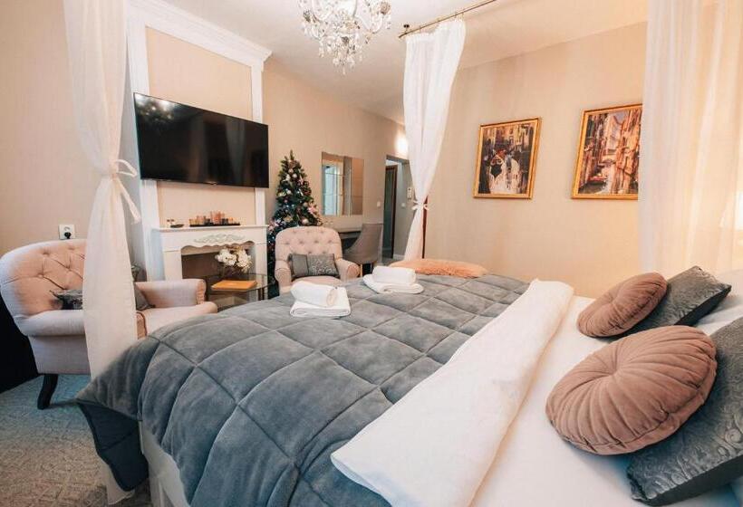 Номер Deluxe с Гидромассажем, Telč