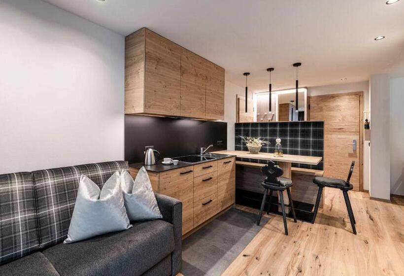 带1个卧室的带阳台的公寓, Viel Nois Guest House