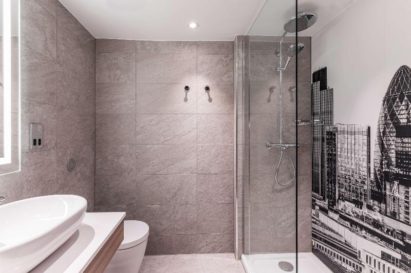 수피리어 룸, Radisson Red  London Heathrow