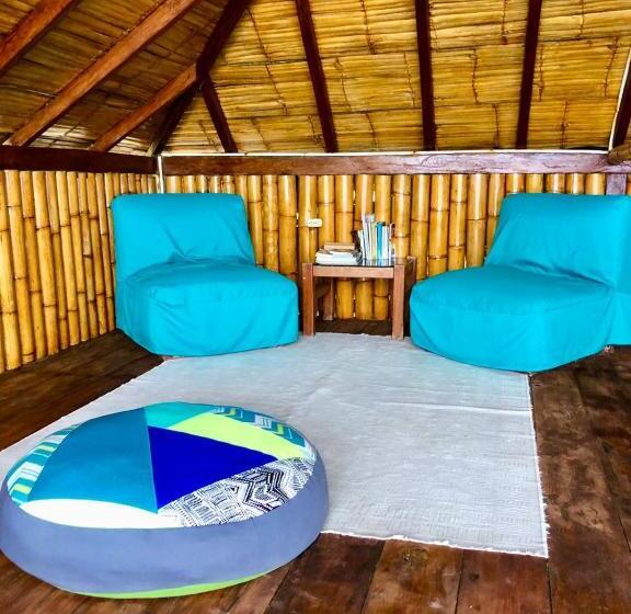 Студио Стандарт с Террасой, Hostal Los Orishas