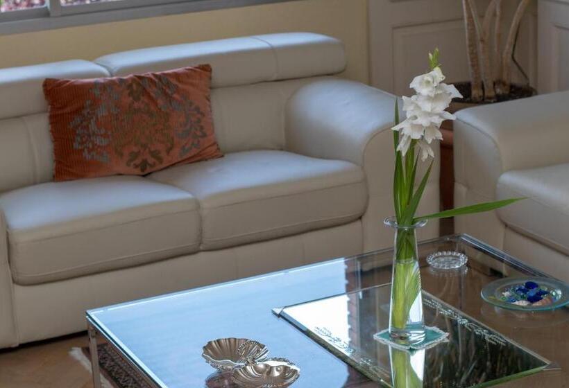 Номер Deluxe Одноместный, Modern B&b Somosaguas