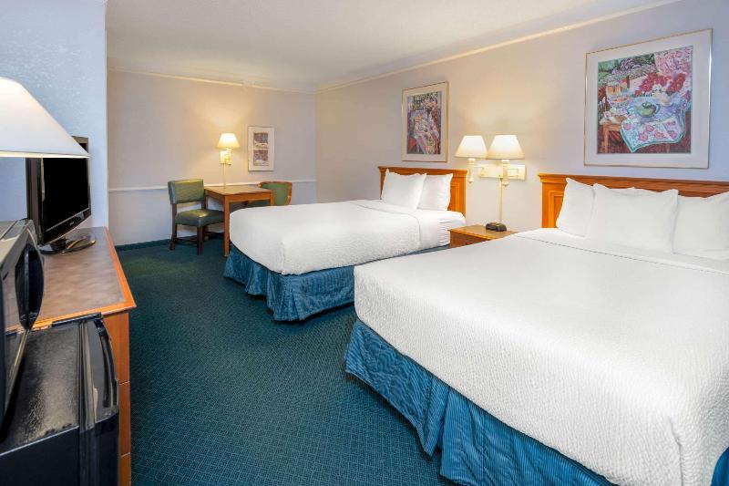 Номер Стандарт, Best Western Carlton