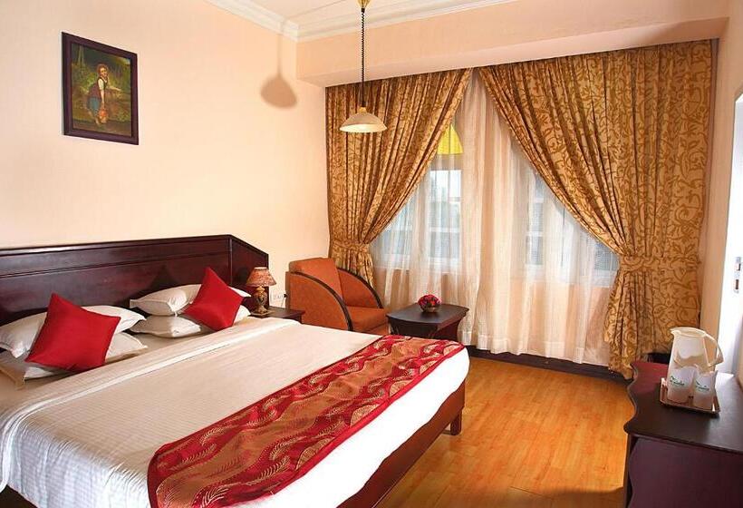 Deluxe Room Mountain View, Fort Munnar