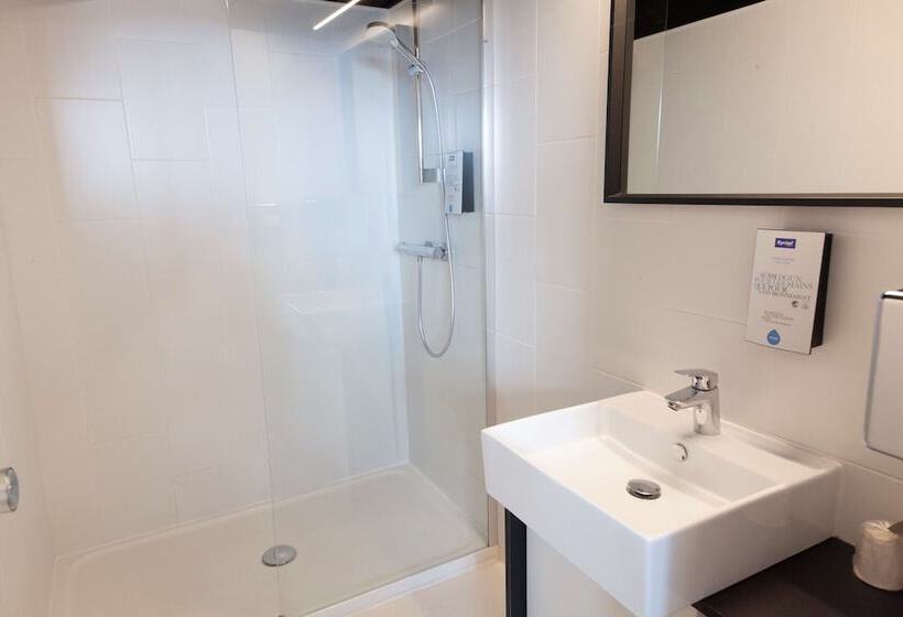 اتاق استاندارد, Kyriad Hotel Clermont Ferrand Centre