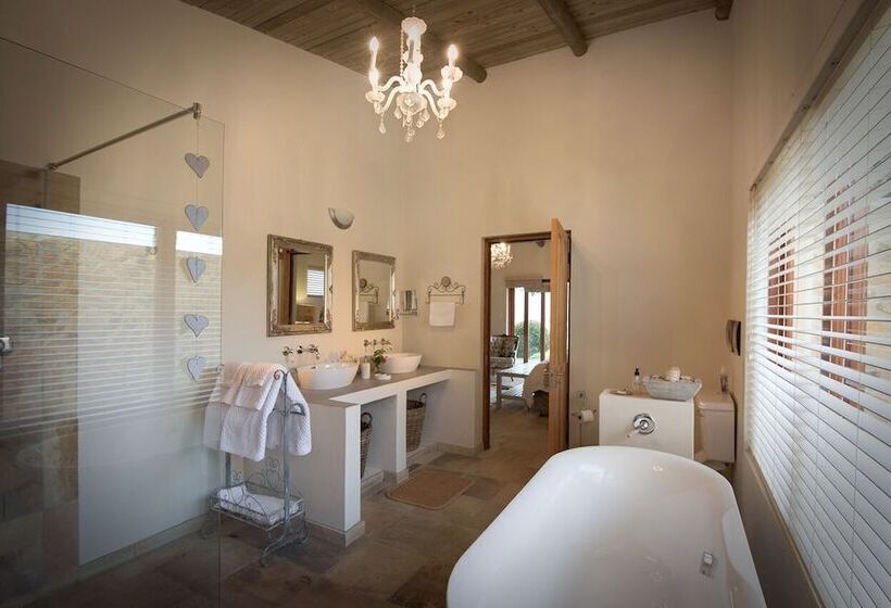 Семейный Номер, Rouxwil Country House