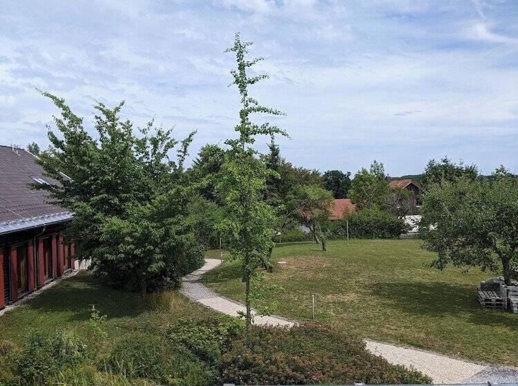 Quarto Estandar Individual, Hofgut Algertshausen