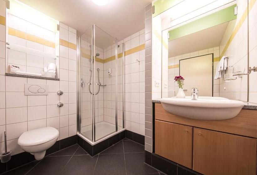Quarto Estandar Individual, Hofgut Algertshausen