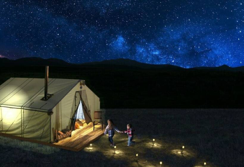Deluxe Tent, Rustic Rook Resort Great Sand Dunes