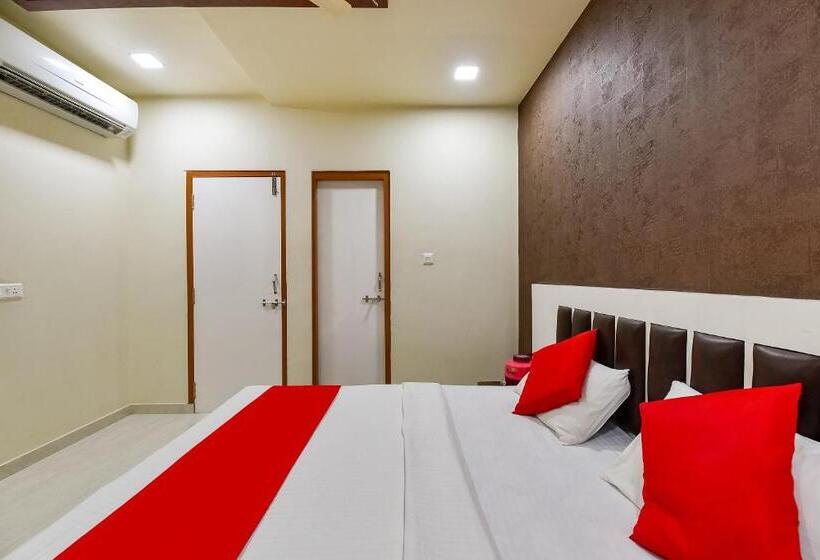 三人经典房间, Super Hotel O Jagmohan