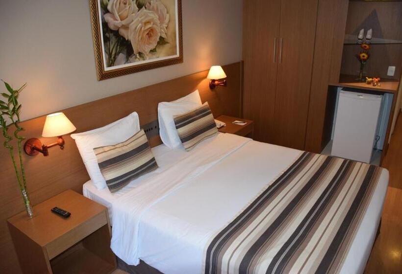 Quarto Estandar, Augusto S Copacabana