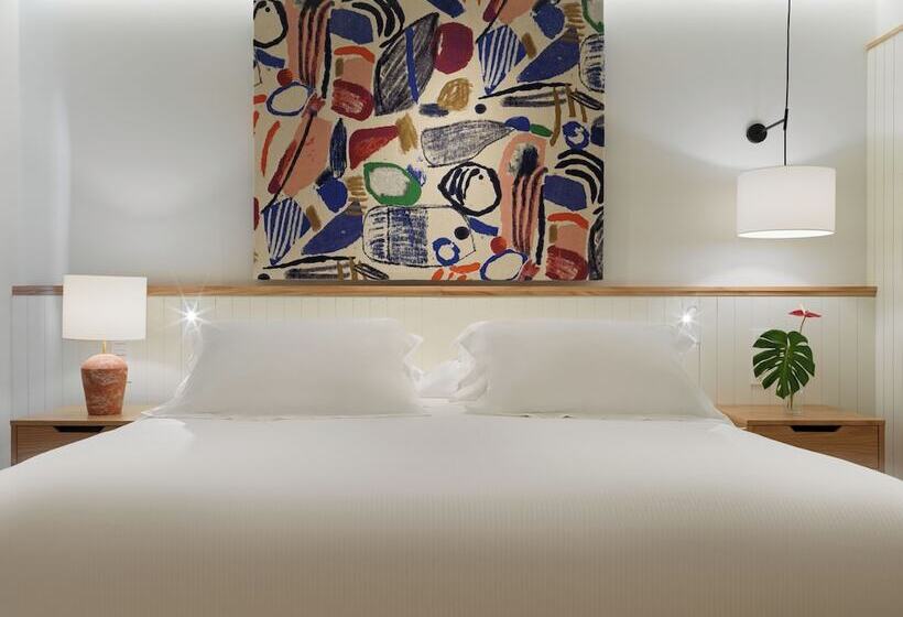 سوییت لوکس, H10 White Suites
