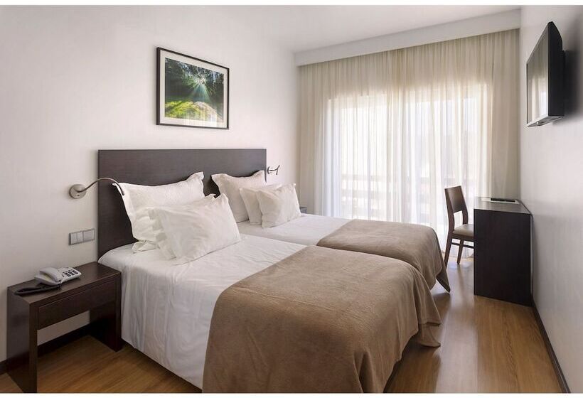 Quarto Superior, Miramar   São Pedro De Moel
