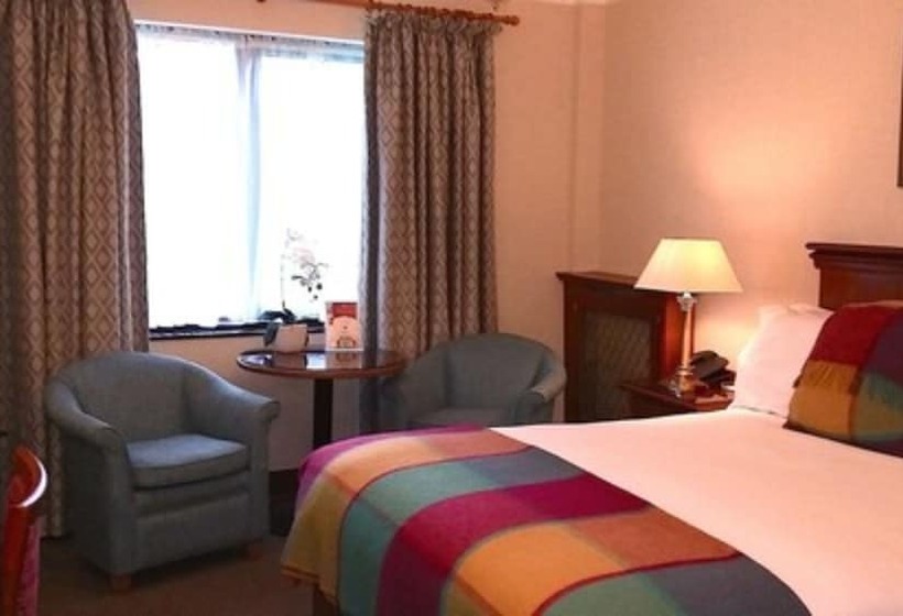 디럭스 룸, Parkway Hotel & Spa