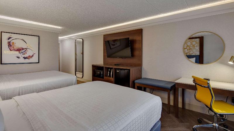 Quarto Estandar, Real Castilha