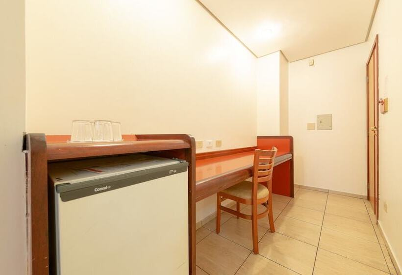 Quarto Quádruplo Estandar, Real Castilha