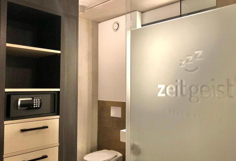 اتاق استاندارد با بالکن, Zeitgeist