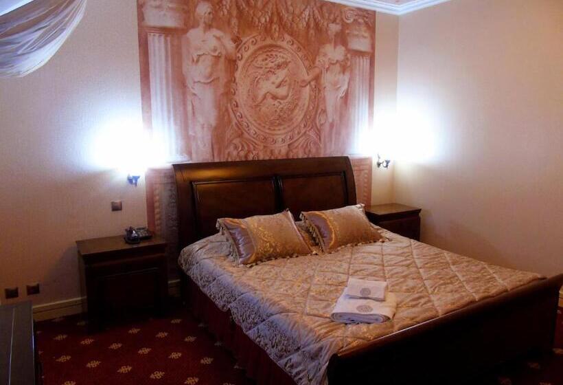سوئیت پرزیدنت, Amsterdam Hotel Aktobe