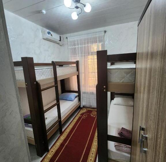 ガーデンビュースタンダードルーム, Hostel Highway