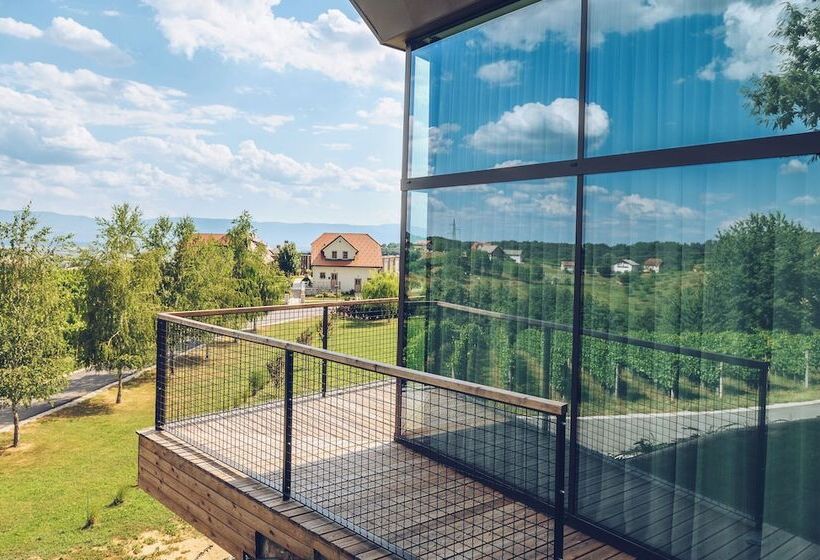 اتاق لوکس, Tri Lučke Hotel & Restaurant