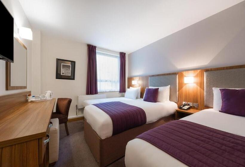 Номер Стандарт Трехместный, Quality Hotel Hampstead