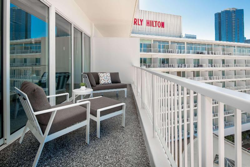 Студия Премиум, The Beverly Hilton