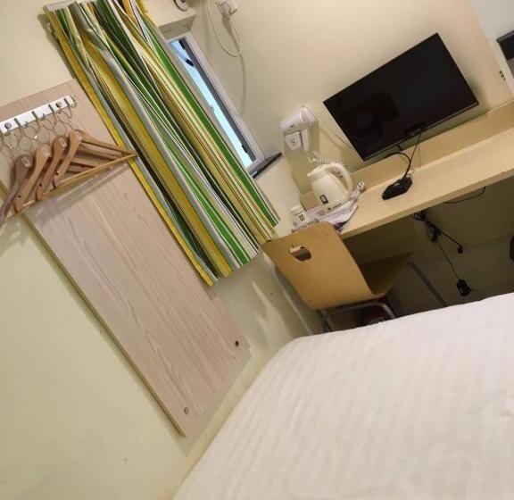 Номер Комфорт, 7days Inn Shenzhen Diwang Building Honggui Road Branch