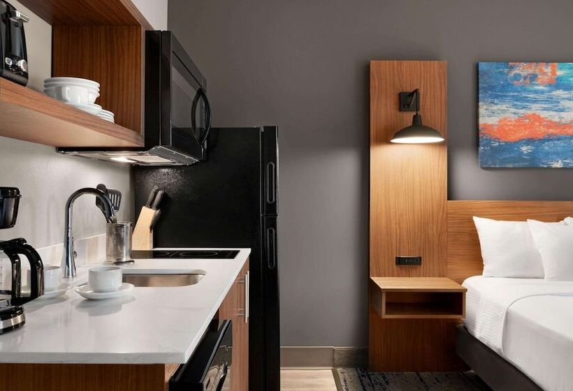 Люкс Повышенной Комфортности, La Quinta Inn & Suites By Wyndham Marysville