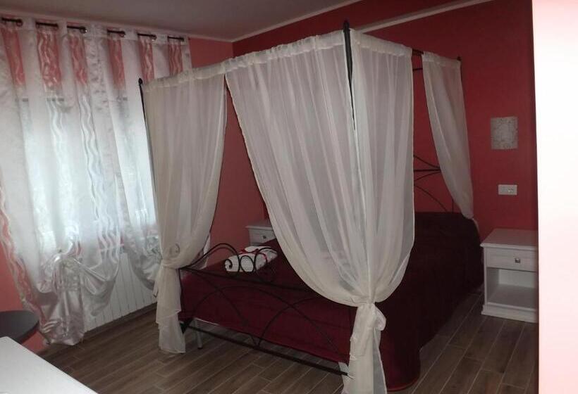 اتاق استاندارد با تخت بزرگ, Nel Verde Di Carinci