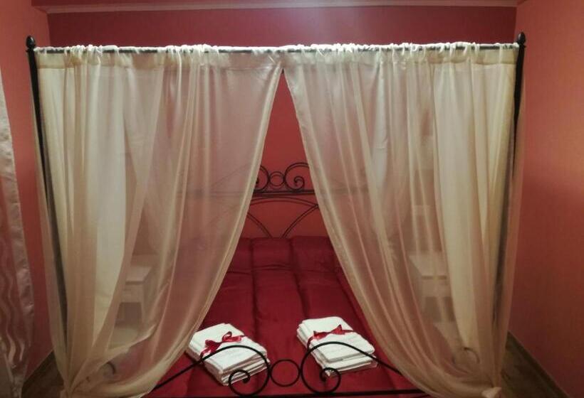 اتاق استاندارد با تخت بزرگ, Nel Verde Di Carinci