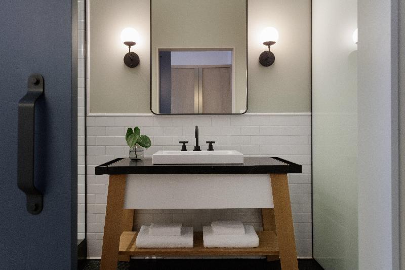 适合残疾人士使用的带超级大床的标准间, Kimpton   Pittman Hotel, An Ihg