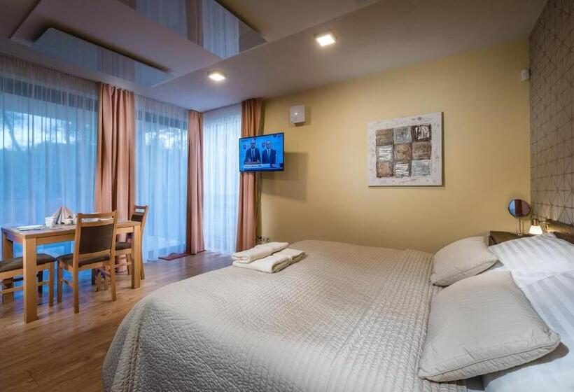 استودیوی استاندارد, Apartmánový Dom Kriváň