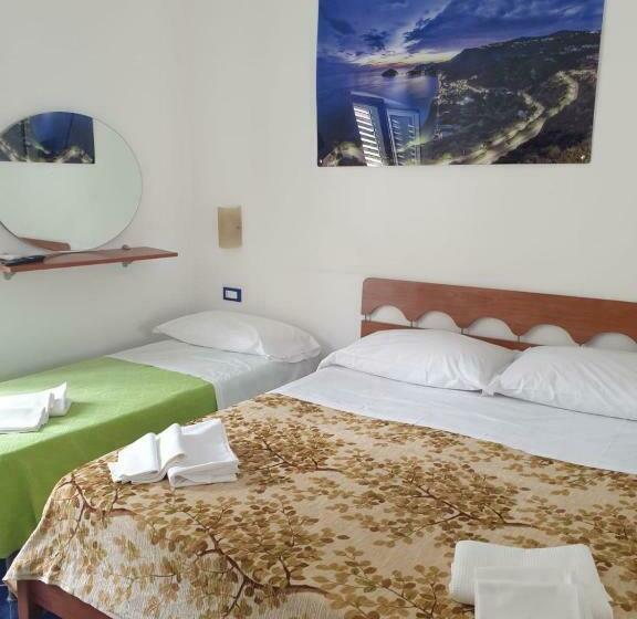 آپارتمان 1 خوابه با تراس, Mareluna Ischia