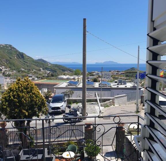 آپارتمان 1 خوابه با چشم‌انداز دریا, Mareluna Ischia