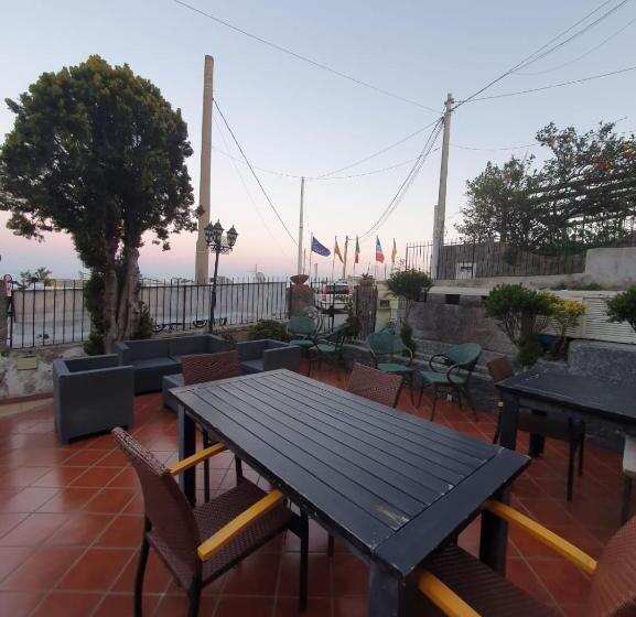 اتاق استاندارد چهار تخته, Mareluna Ischia