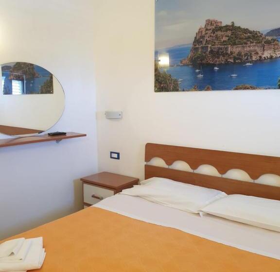 آپارتمان 1 خوابه با چشم‌انداز دریا, Mareluna Ischia