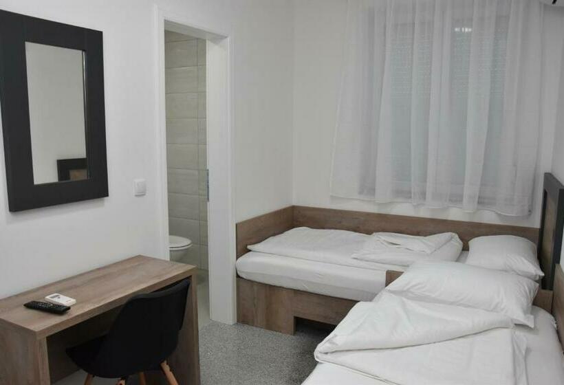 اتاق لوکس, Motel Centar