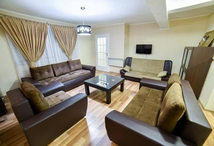 آپارتمان 1 خوابه, Motel Centar
