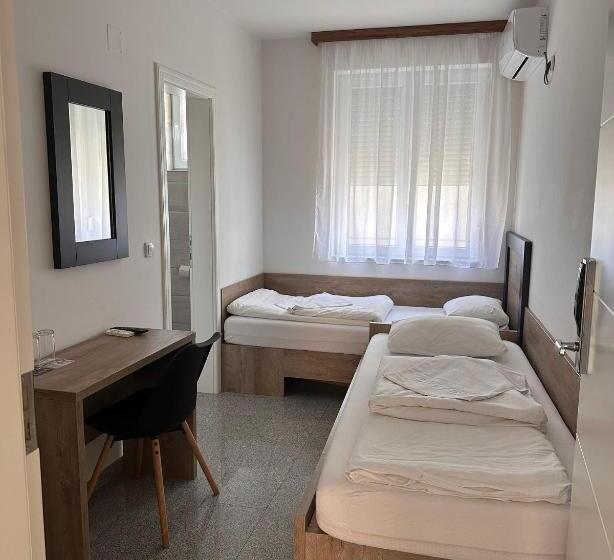 اتاق لوکس, Motel Centar