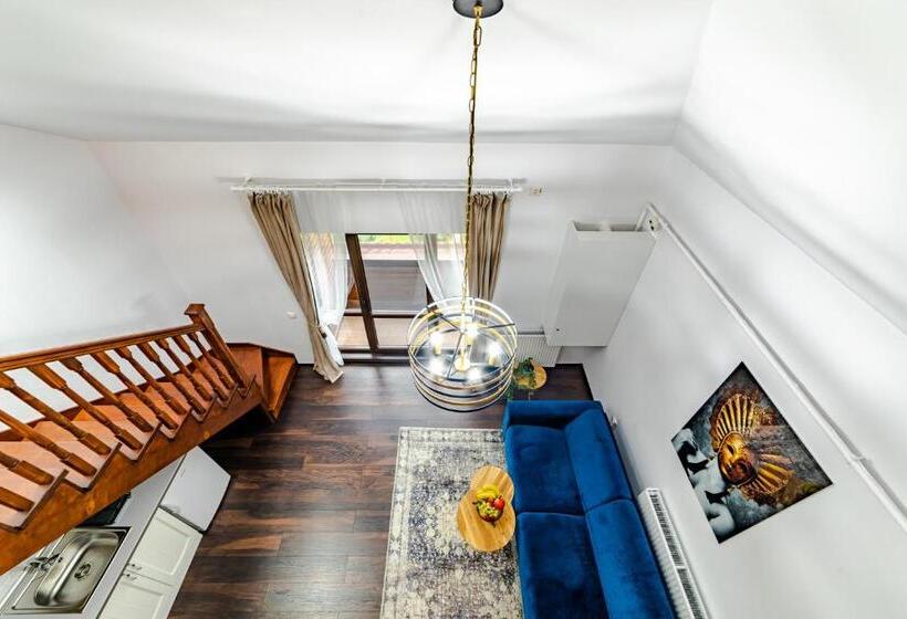 سوییت با چشم‌انداز کوه, Yael Luxury Apartments 3