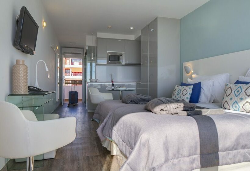 Полулюкс Вид на Море, Coral Ocean View - Adults Only