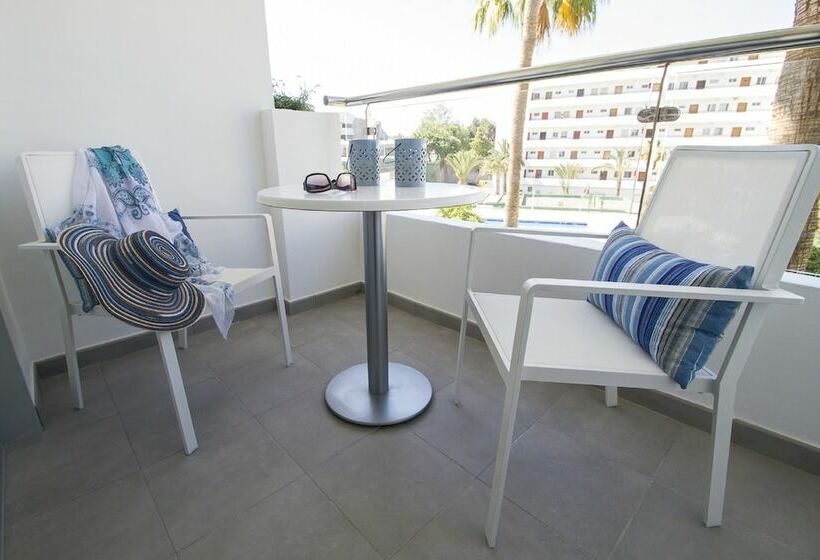 Полулюкс, Coral Ocean View - Adults Only